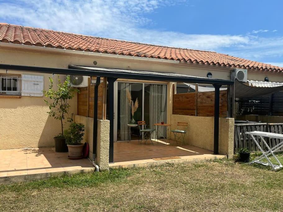 Studio Cabine Pour 4 - Piscine Argeles-sur-Mer Luaran gambar